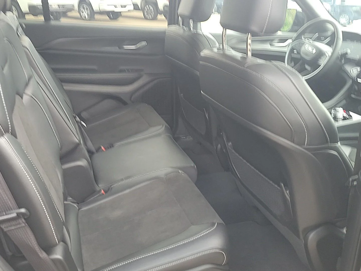 Used 2025 Baltic Gray Metallic Clearcoat Jeep Altitude X image 20