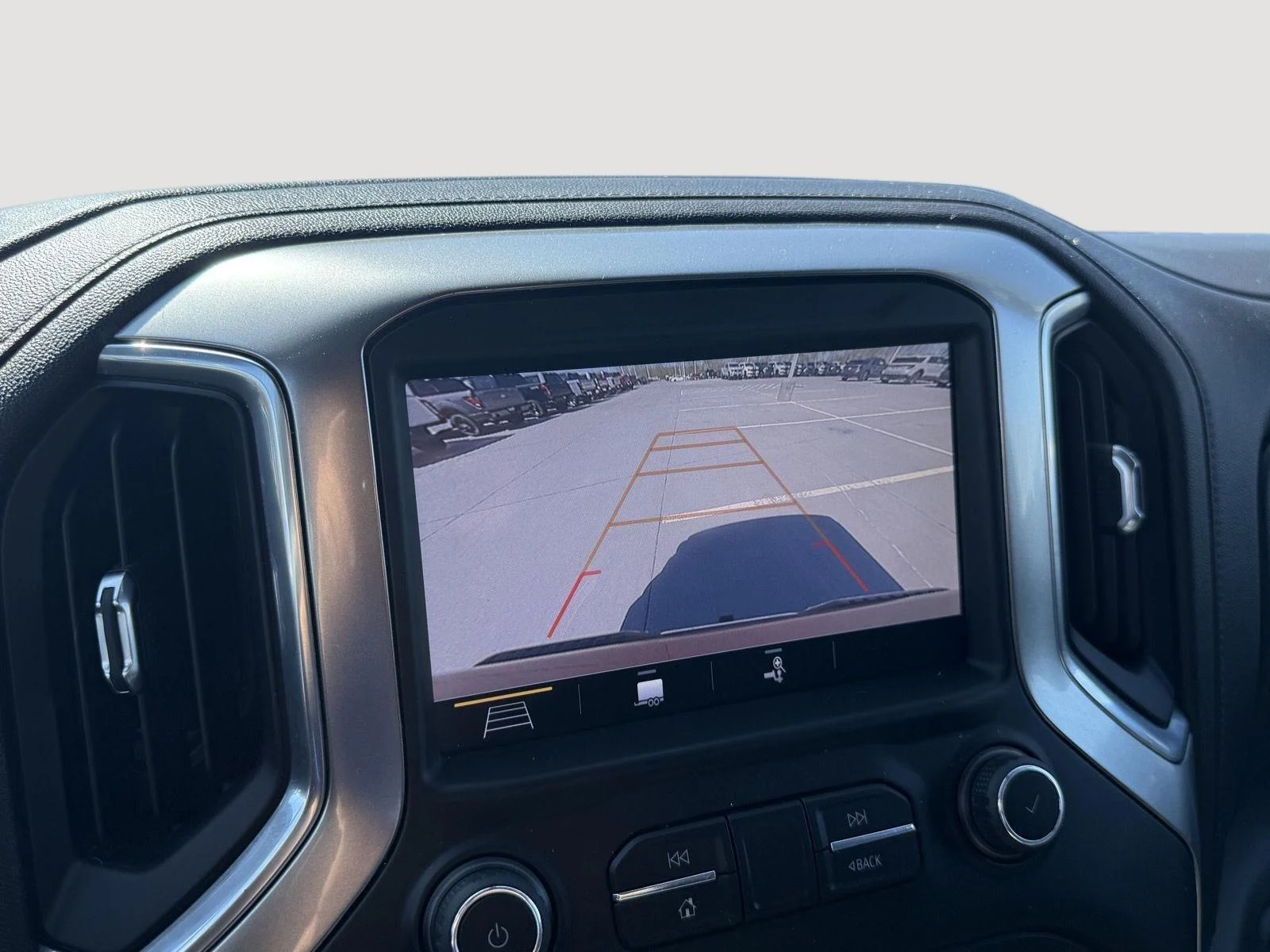 Used 2019 Cajun Red Tintcoat Chevrolet LTZ image 27