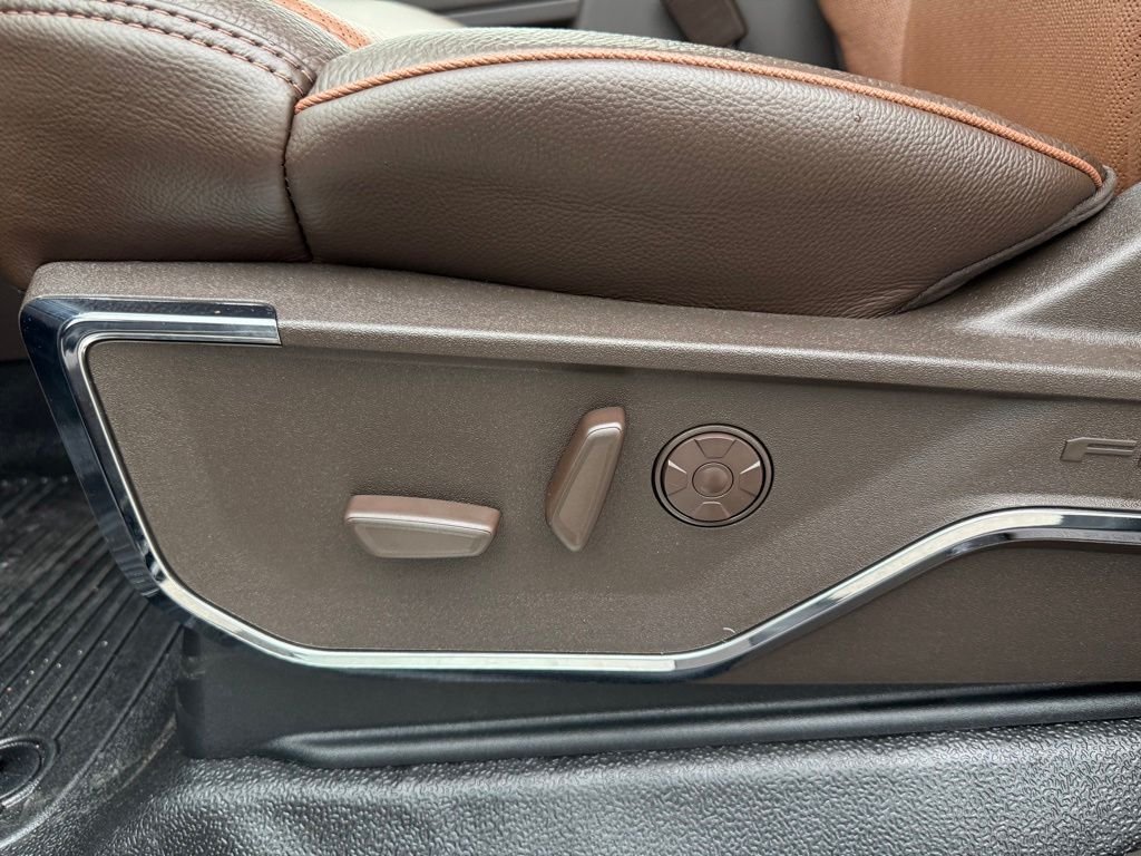 New 2026 Agate Black Metallic Ford F-250® King Ranch® image 6