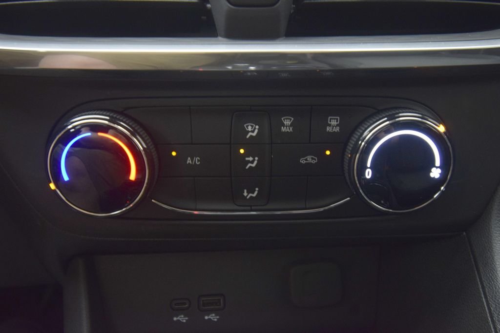Used 2024 Cinnabar Metallic Buick Preferred image 37
