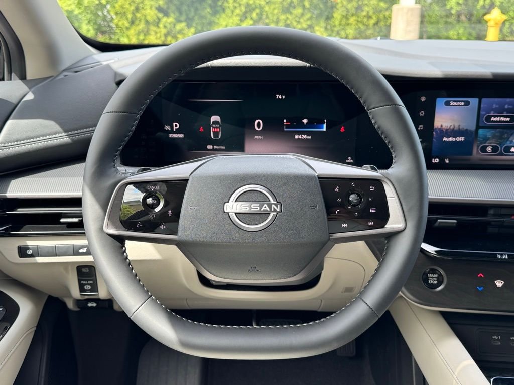 2025 Nissan Murano SV - Photo 14