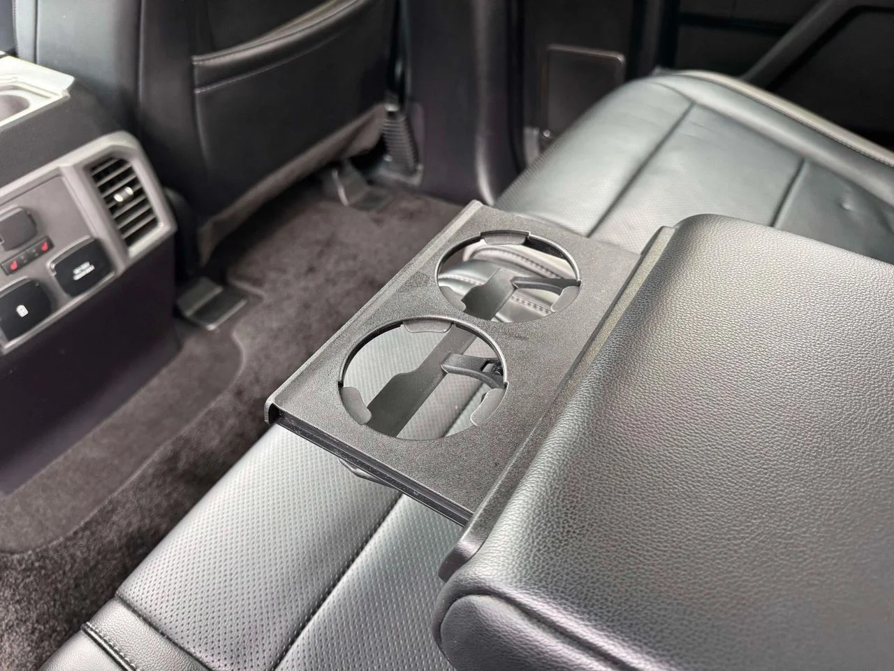 Used 2018 Magnetic Ford Raptor image 18