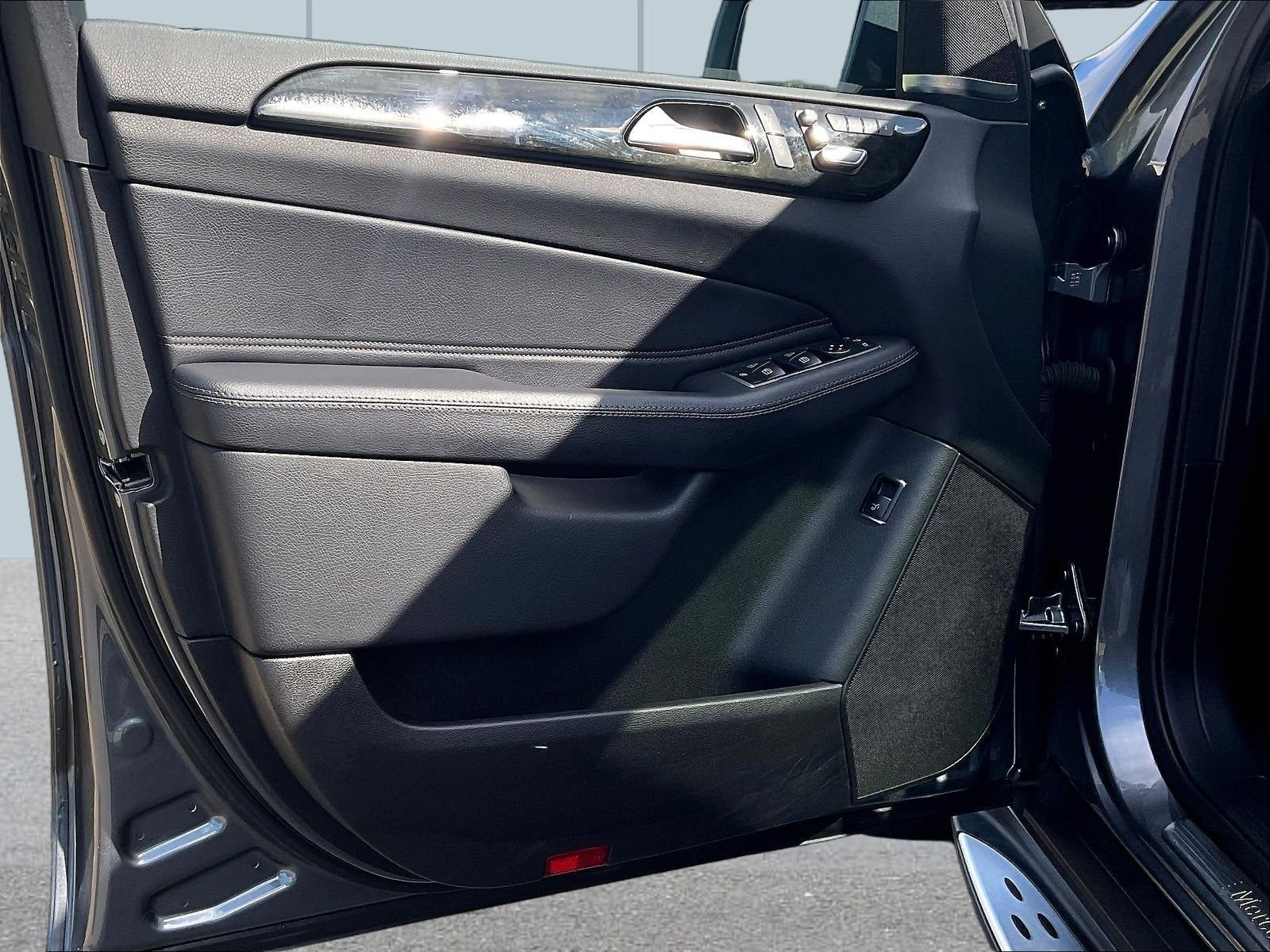 Used 2018  Mercedes-Benz GLE 350 image 22