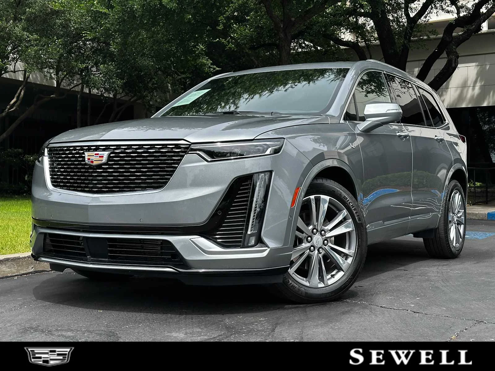 2025 Cadillac XT6 Premium Luxury Auto 4WD's photo