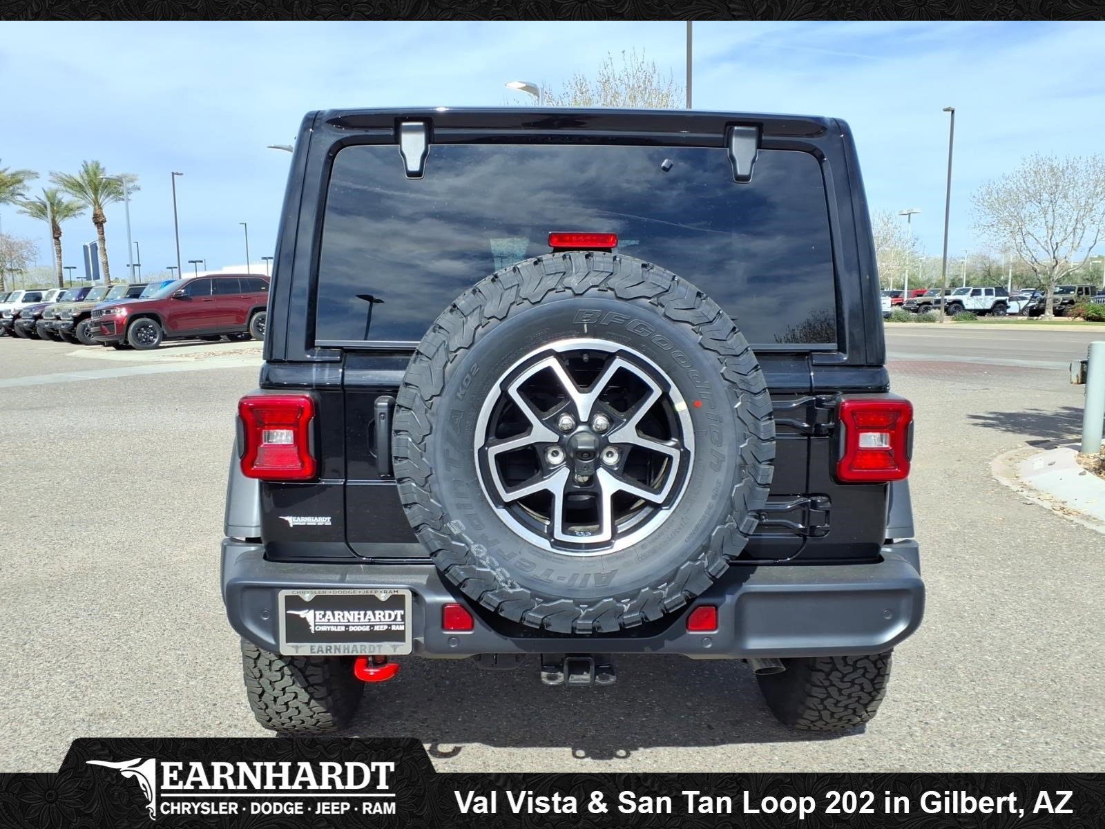 New 2026 Black Clear-Coat Exterior Paint Jeep Rubicon image 5