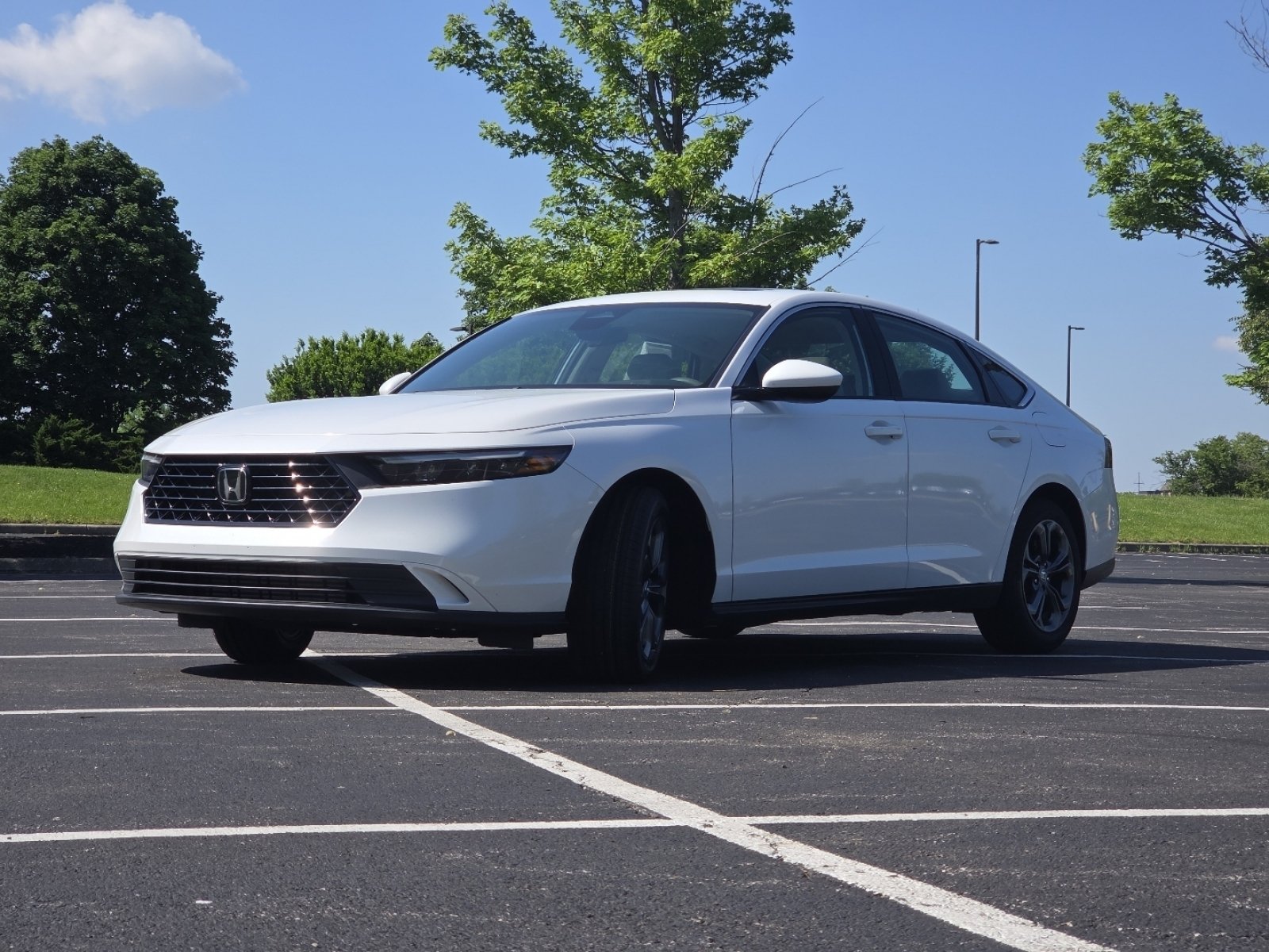 2023 Honda Accord EX - Photo 16