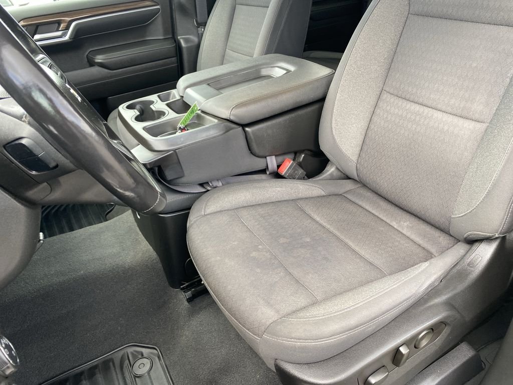 2022 Chevrolet Silverado 1500 LT - Photo 11
