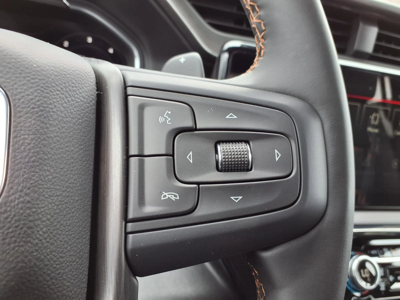 2026 GMC Sierra 1500 AT4 - Photo 9