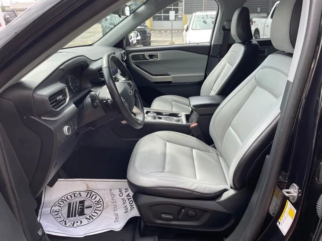 Used 2021 Black Ford XLT image 14