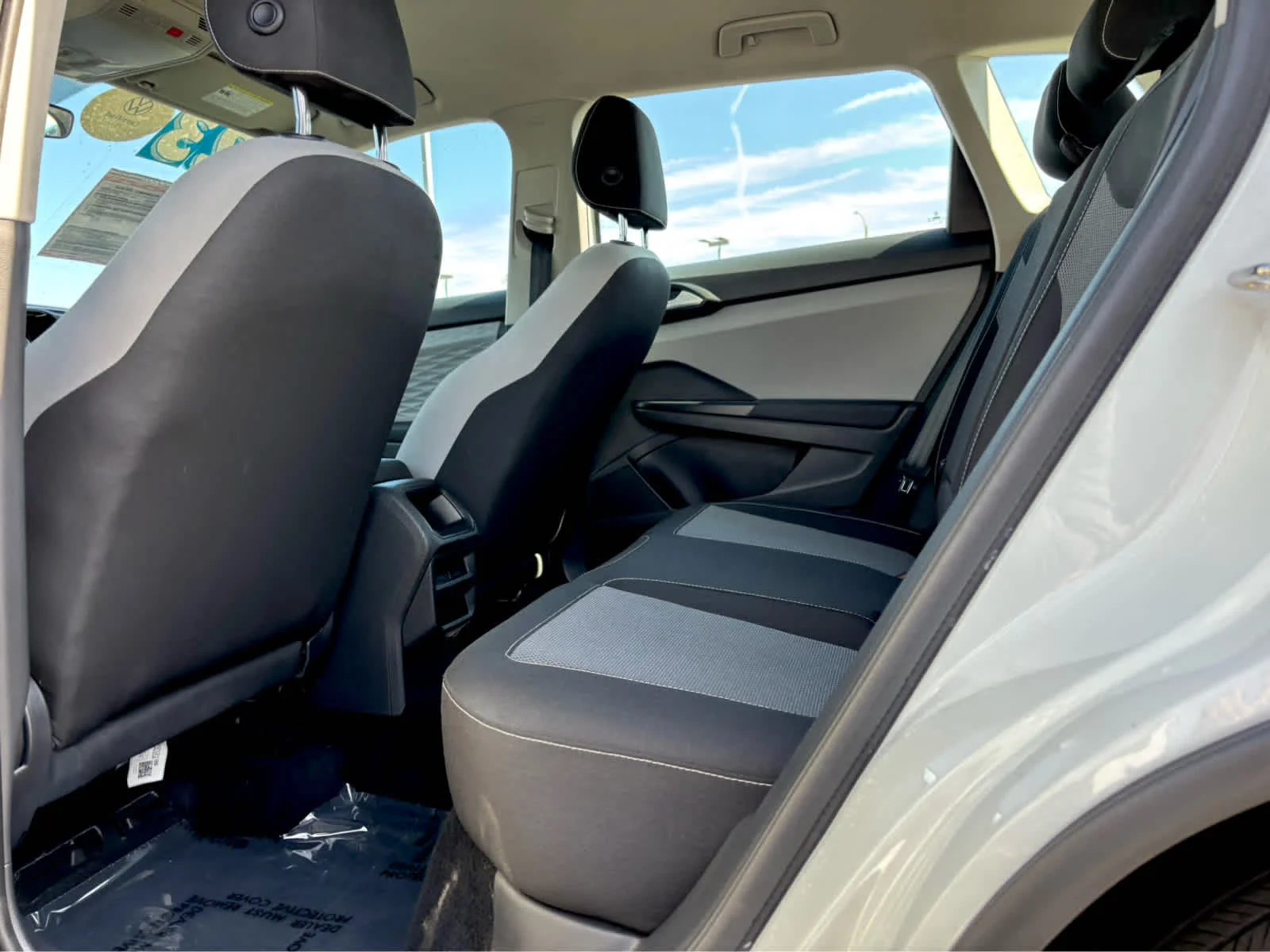 Certified Used 2023 Pure White Volkswagen S image 19