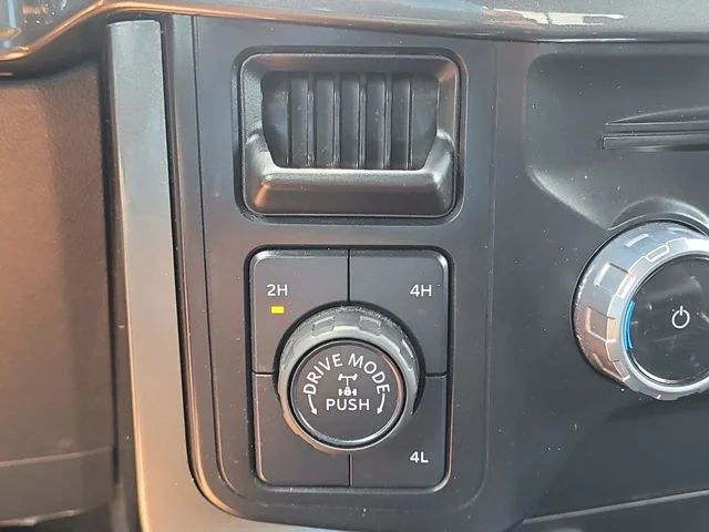 Used 2023 Gray Ford XLT image 29