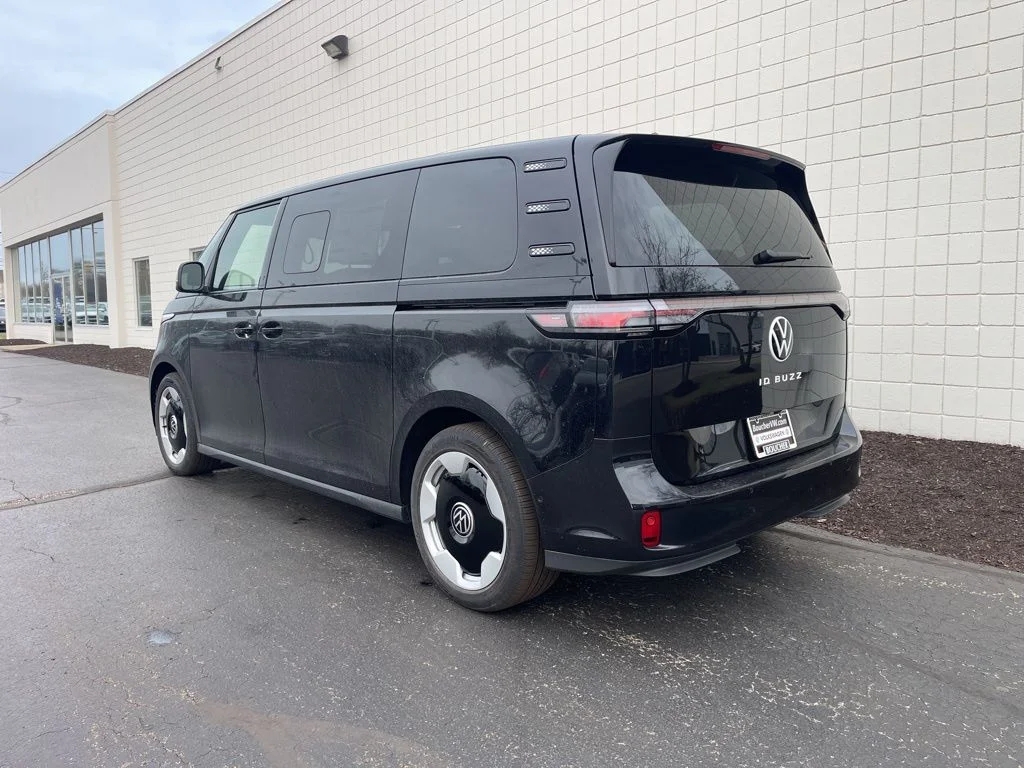 New 2025 Deep Black Pearl Volkswagen Pro image 3