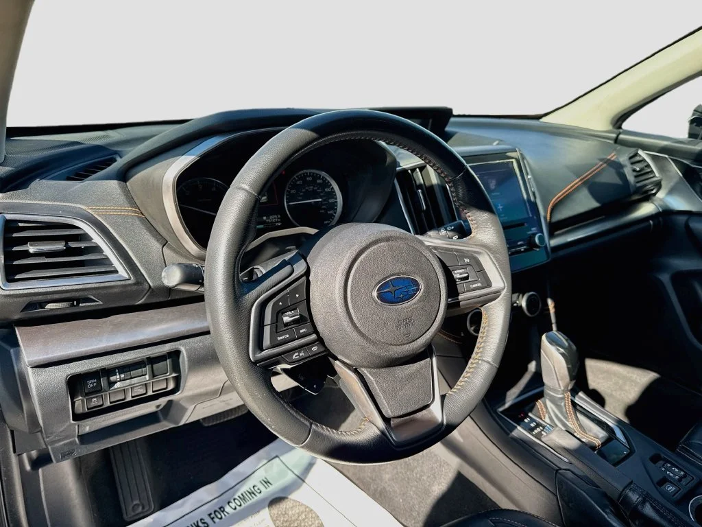 Used 2018 Gray Subaru 2.0i Limited image 10