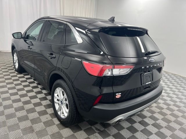 Used 2022 Agate Black Metallic Ford SE image 6