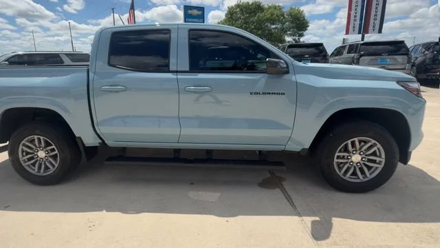 Used 2026 Snowdrift Metallic Chevrolet LT image 9
