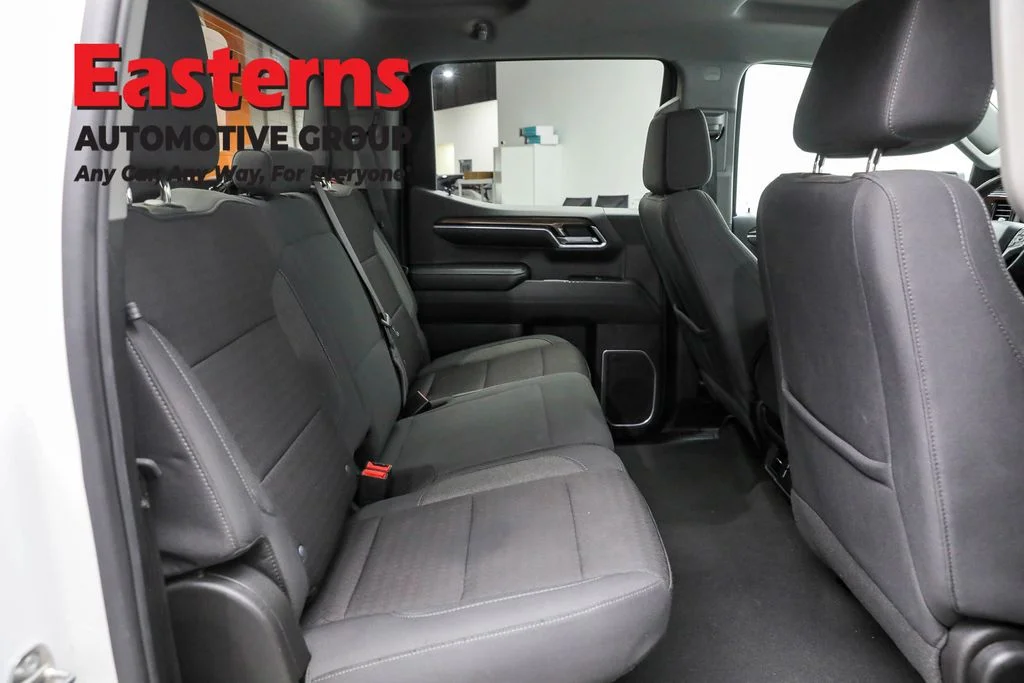 Used 2024 White Chevrolet LT image 25
