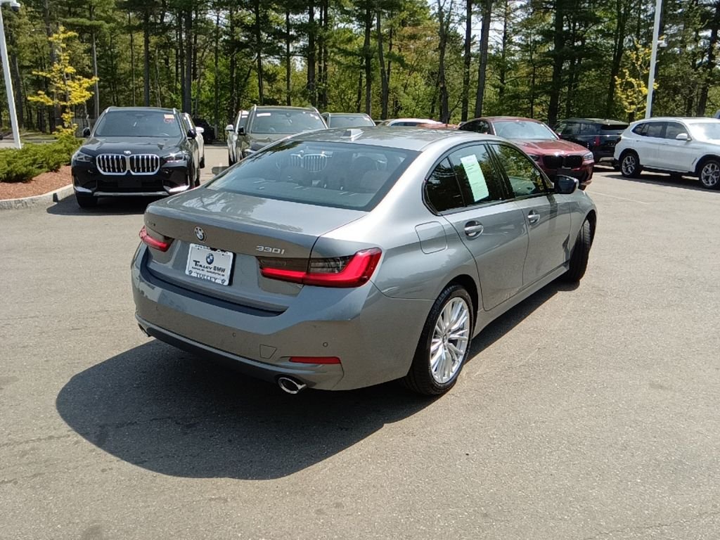 Used 2023 Skyscraper Grey Metallic BMW 330i xDrive image 7