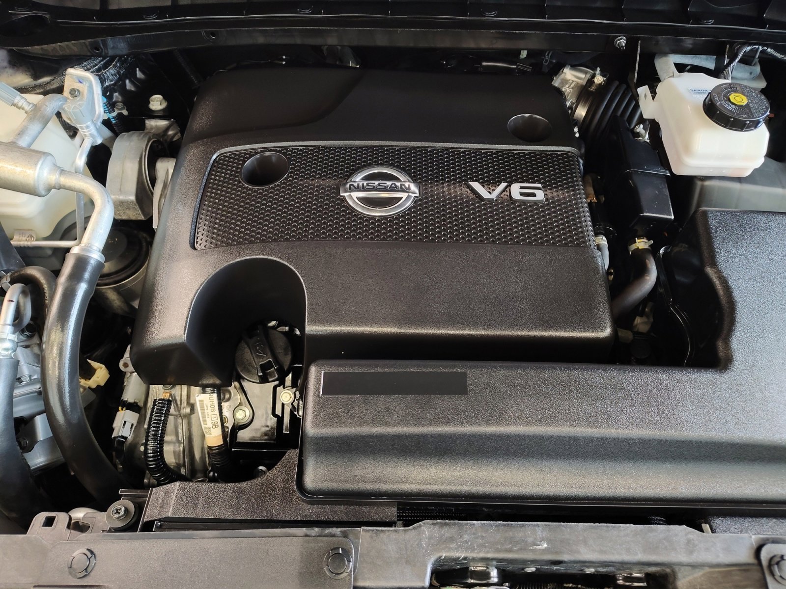 Certified Used 2024 Super Black Nissan SV image 30