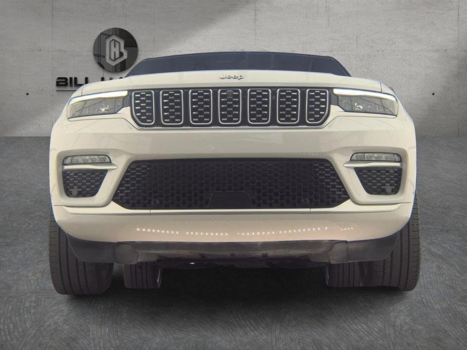 Used 2023 White Jeep Summit image 8