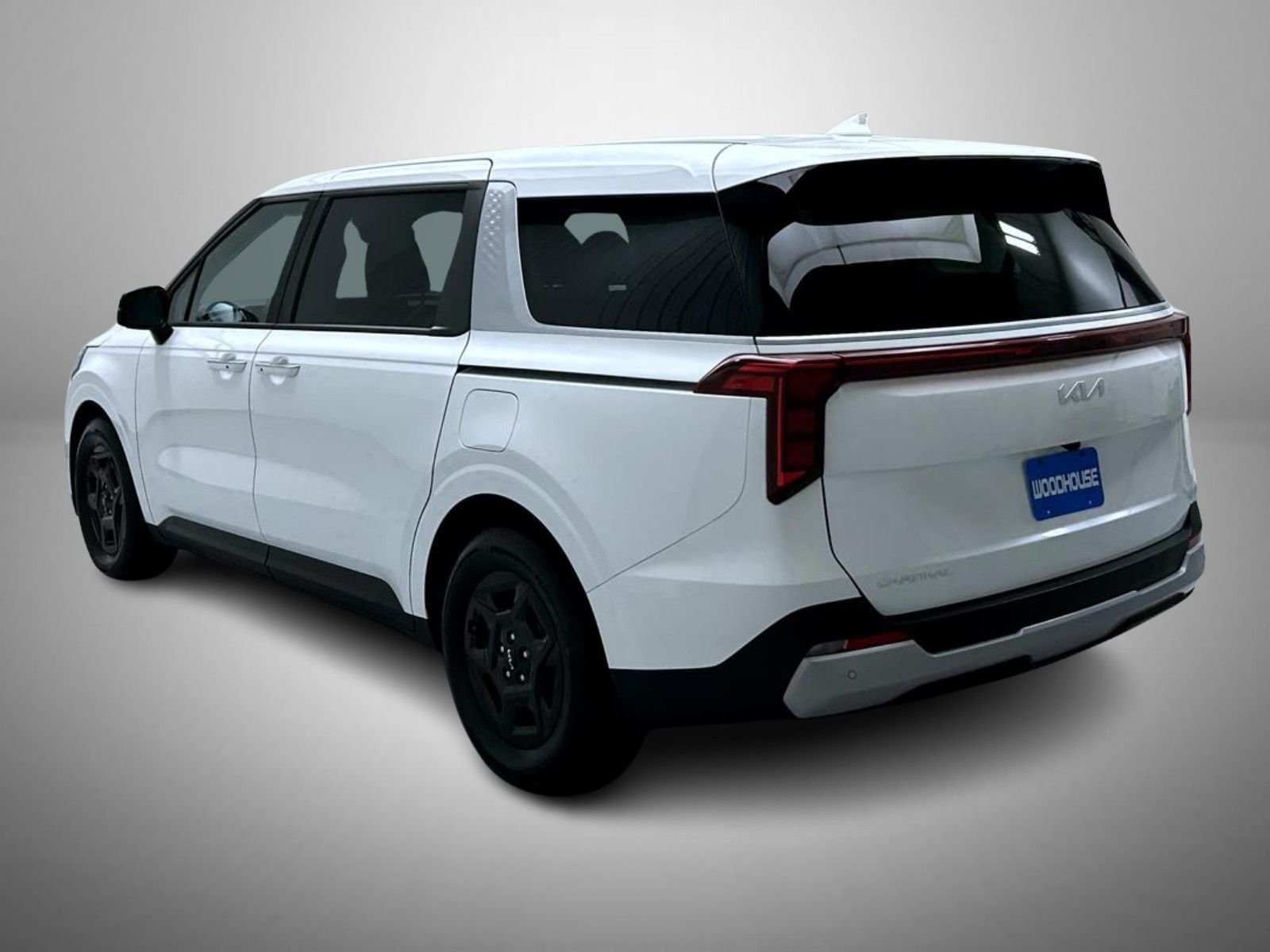 Used 2025 White Kia LXS image 7