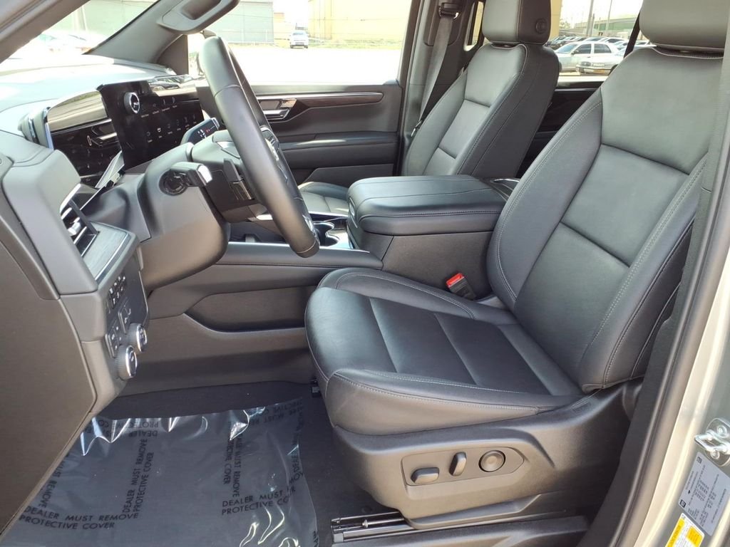 Used 2025 Sterling Gray Metallic Chevrolet Z71 image 21