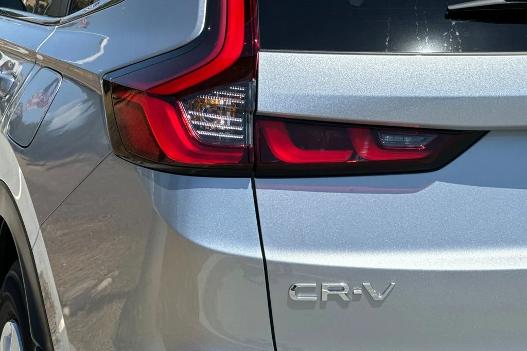 New 2026 Solar Silver Metallic Honda LX image 29