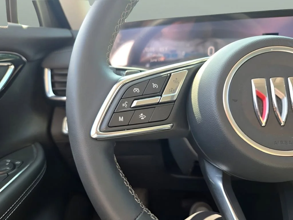 2025 Buick Envision Preferred - Photo 31
