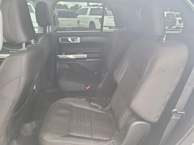 Used 2021 Silver Ford XLT image 14