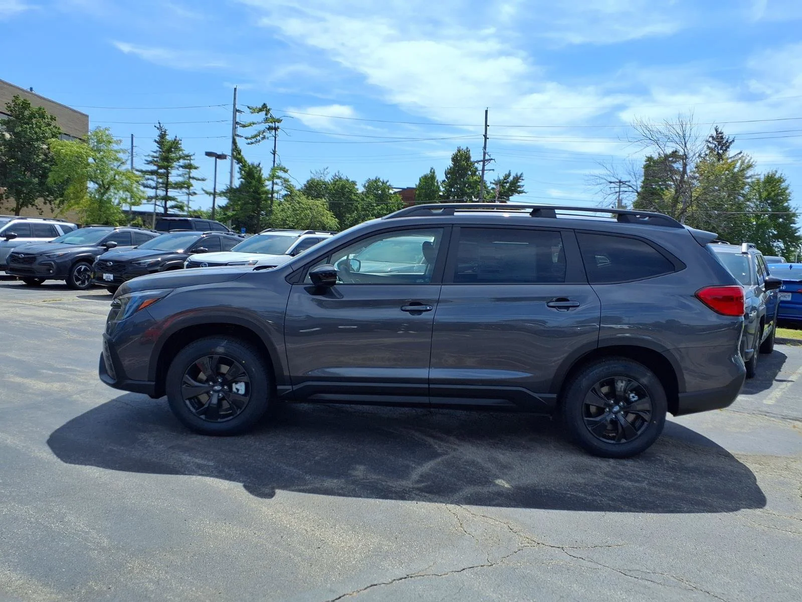 New 2027 MAGNETITE GRAY METALLIC Subaru Premium image 17