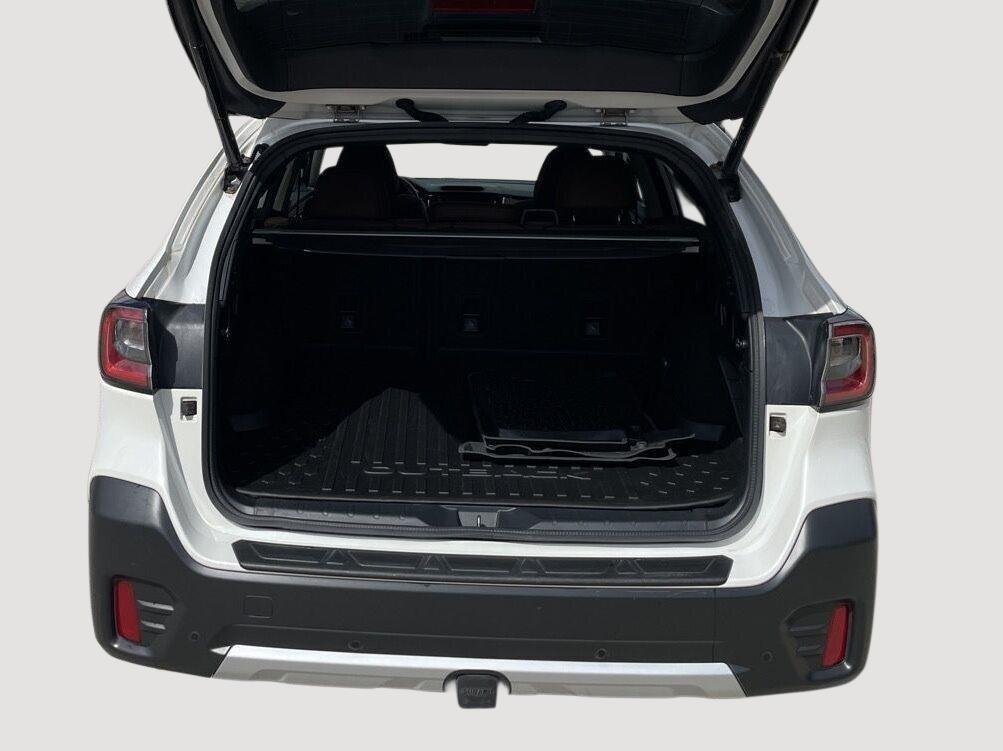 Used 2022 Crystal White Pearl Subaru Touring image 7
