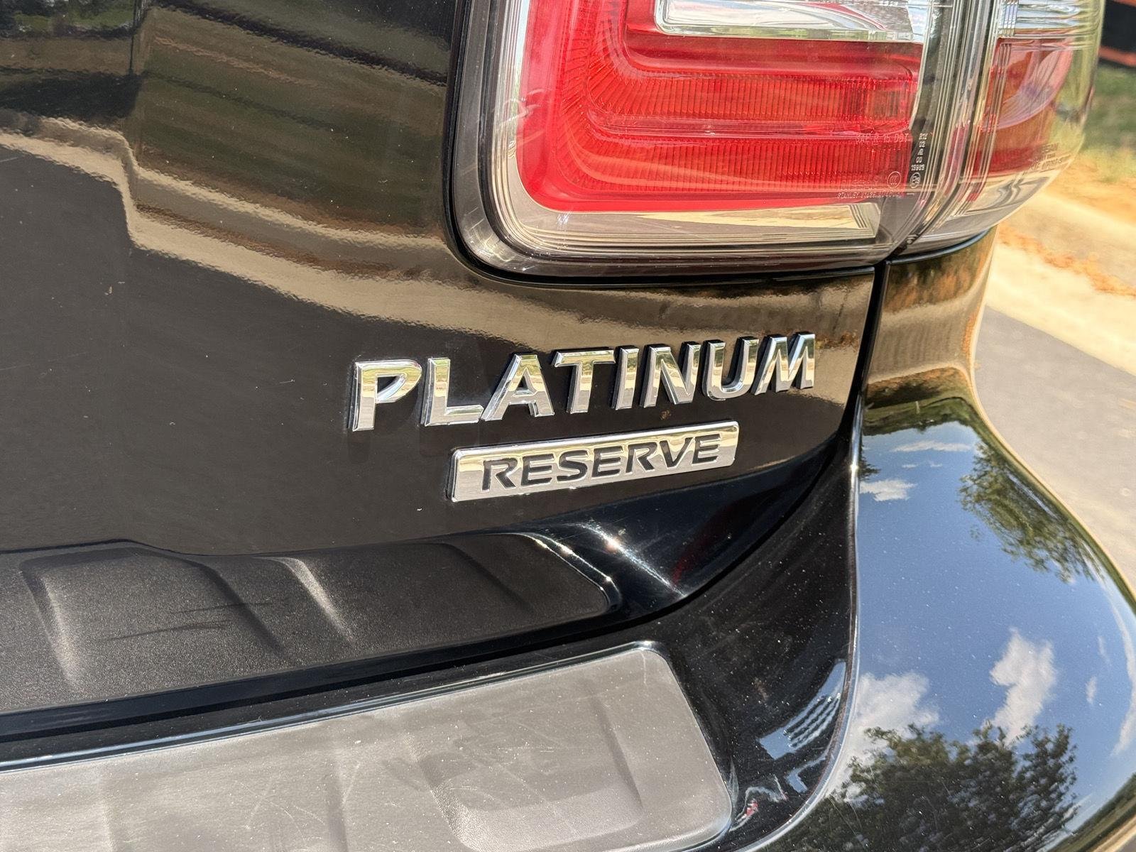 Used 2018 Super Black Nissan Platinum image 21