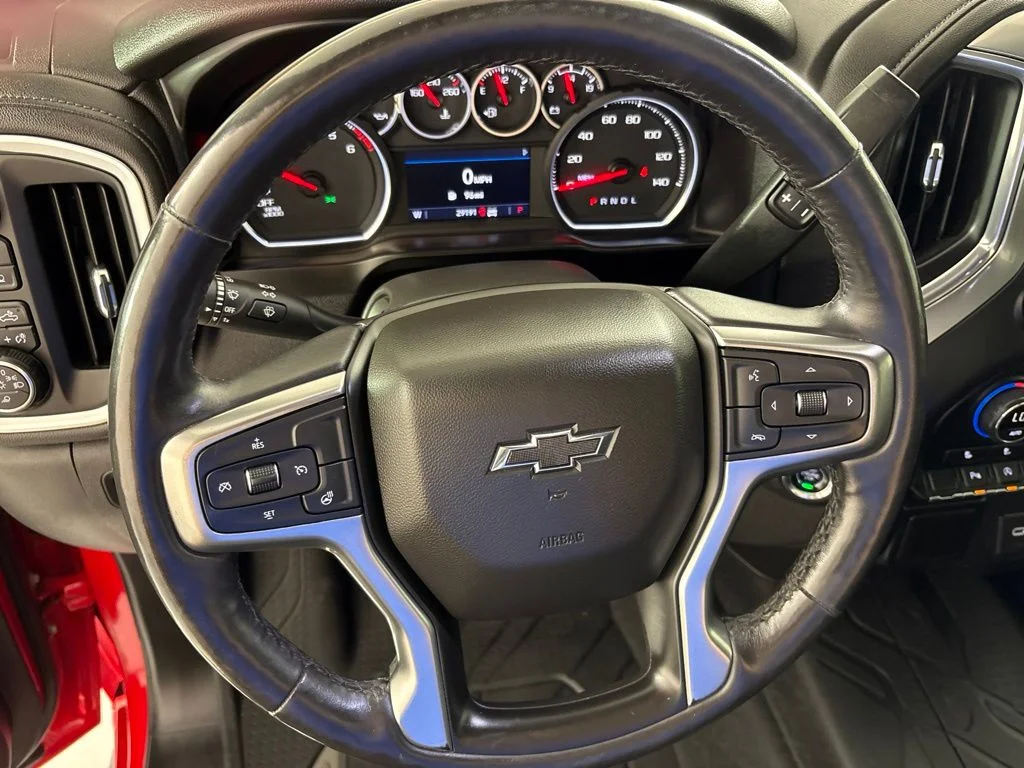 Used 2020 Red Chevrolet RST image 33