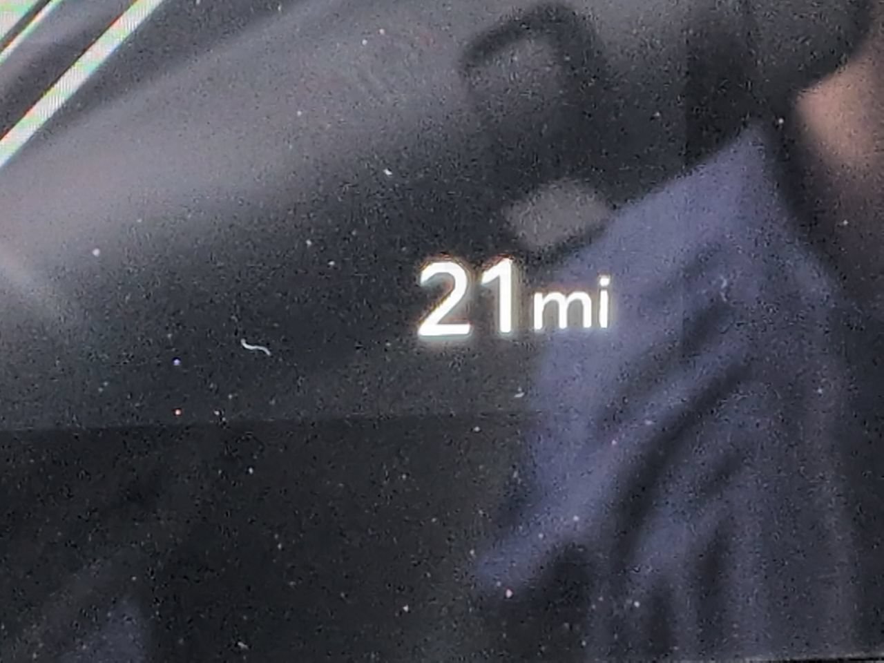 New 2027 Interstellar Gray Kia Wind image 31