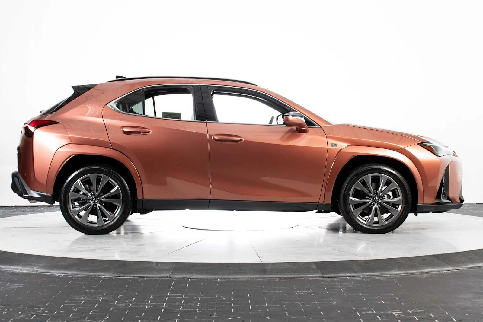 Used 2025 COPPER CREST WITH OBSIDIA Lexus F SPORT Design image 6