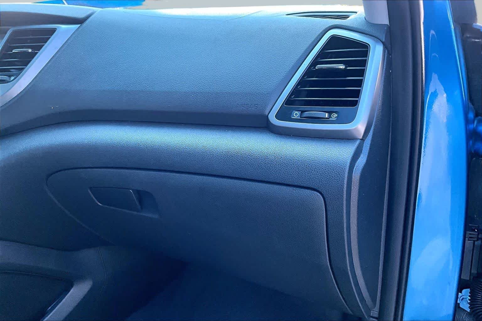 Used 2018 Caribbean Blue Hyundai SEL image 15