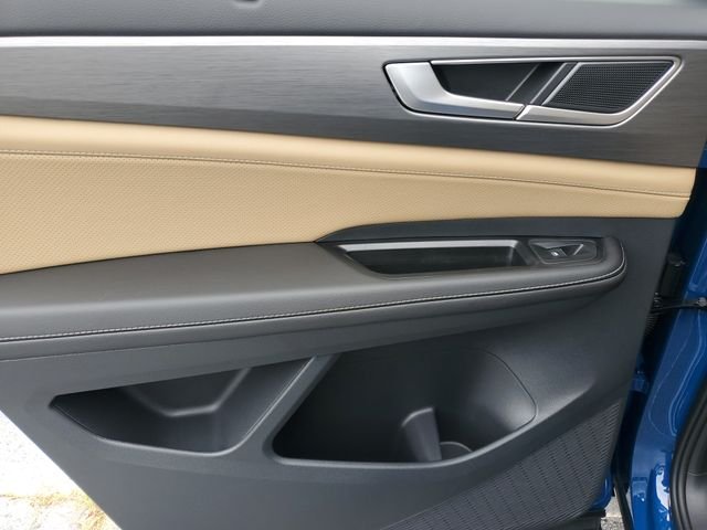 2026 Volkswagen Atlas Cross Sport SE w/Tech - Photo 13
