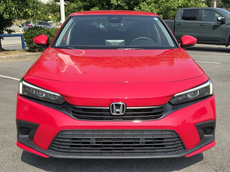 Used 2024 Rallye Red Honda LX image 5