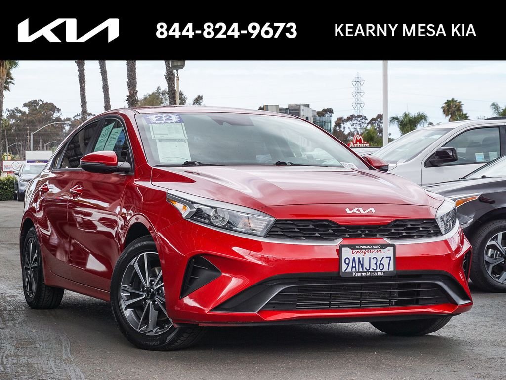 2022 Kia Forte LXS AT's photo