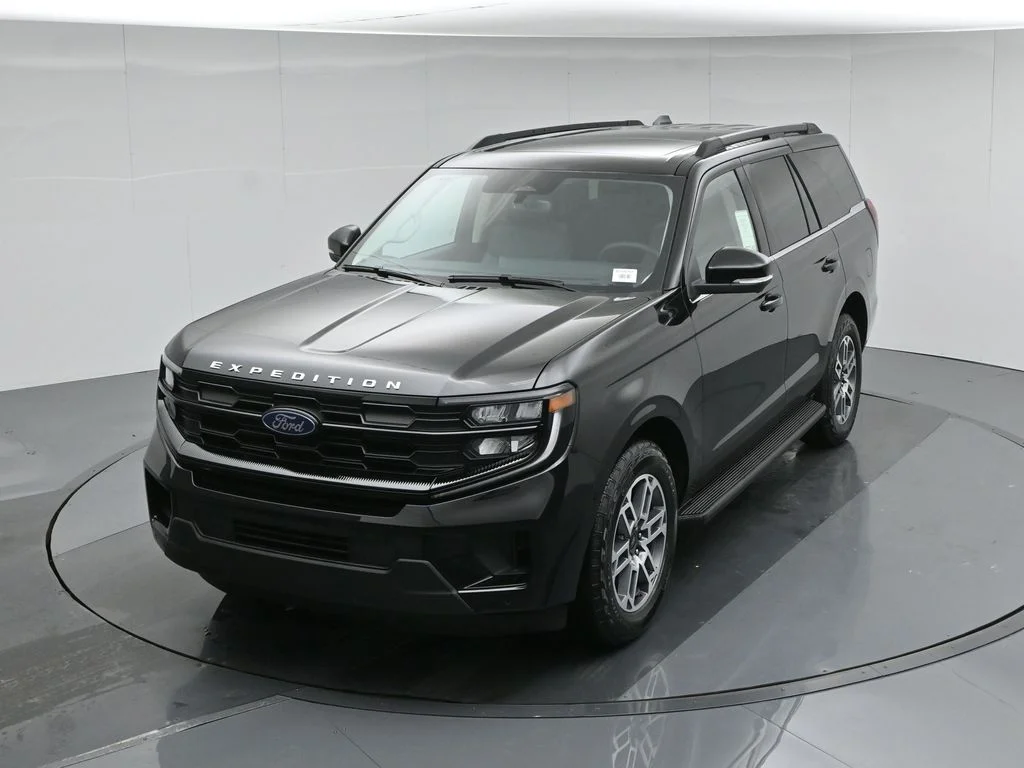 New 2026 Agate Black Metallic Ford Active image 38