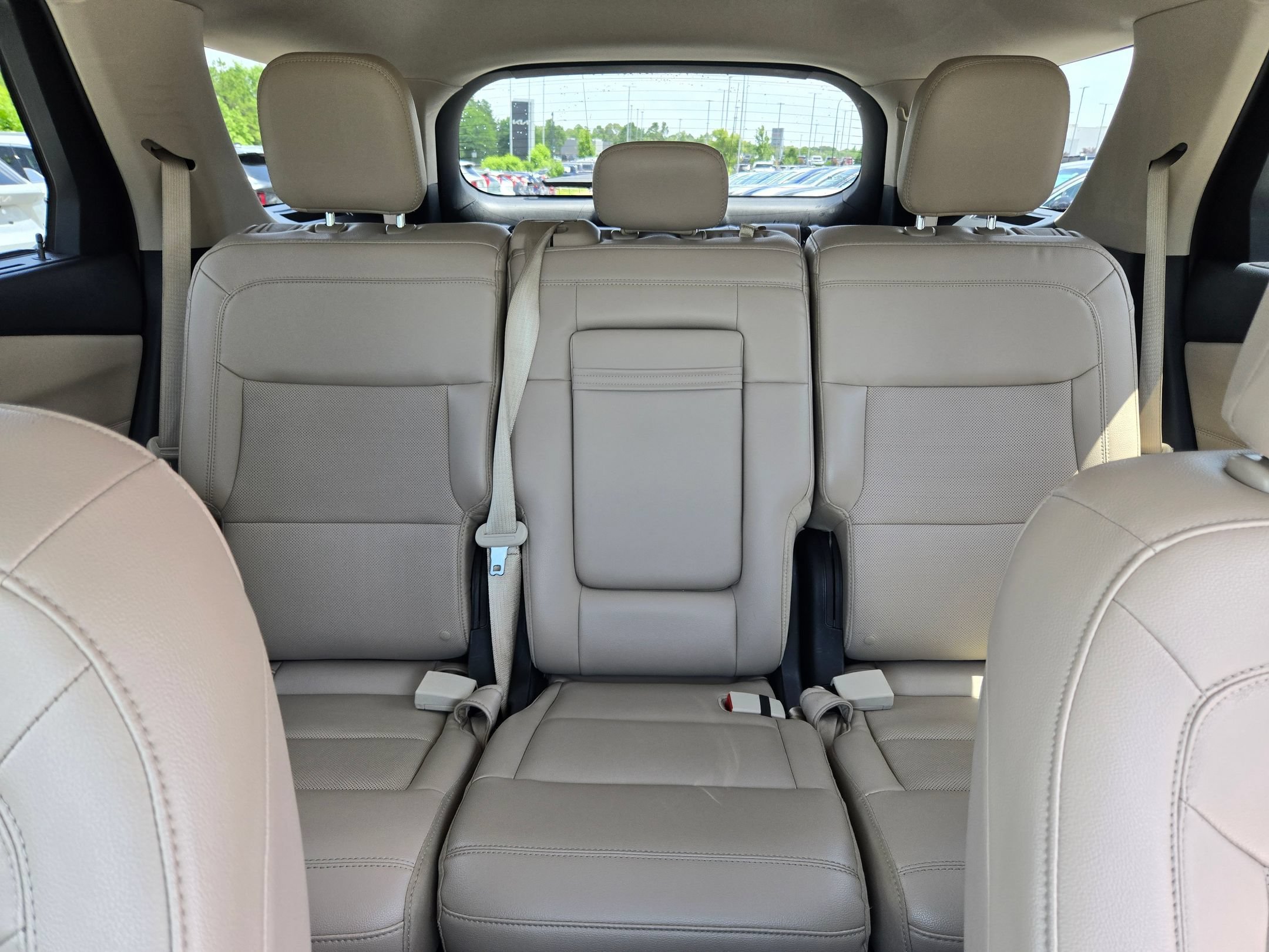 Used 2023 Oxford White Ford Limited image 13