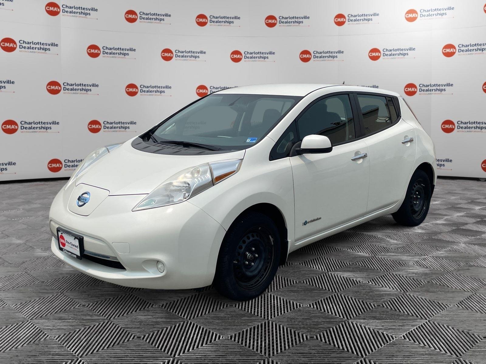 Used 2016 Pearl White Nissan S image 1