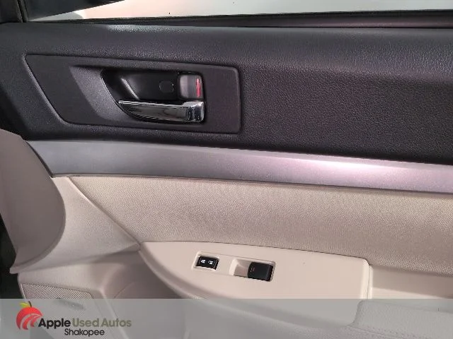 Used 2010 Green Subaru 2.5i Premium image 37