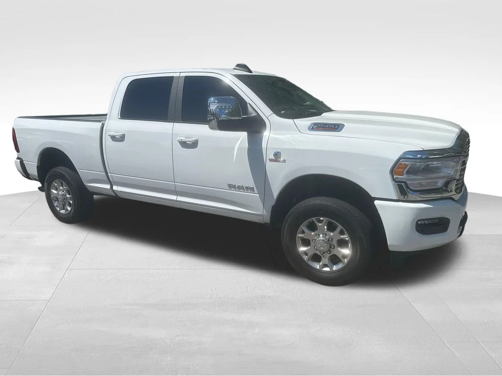 Used 2023 White Ram Laramie image 31