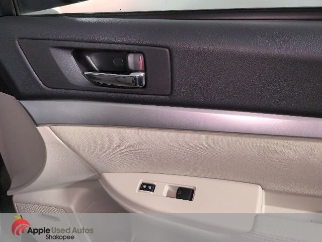 Used 2010 Green Subaru 2.5i Premium image 37