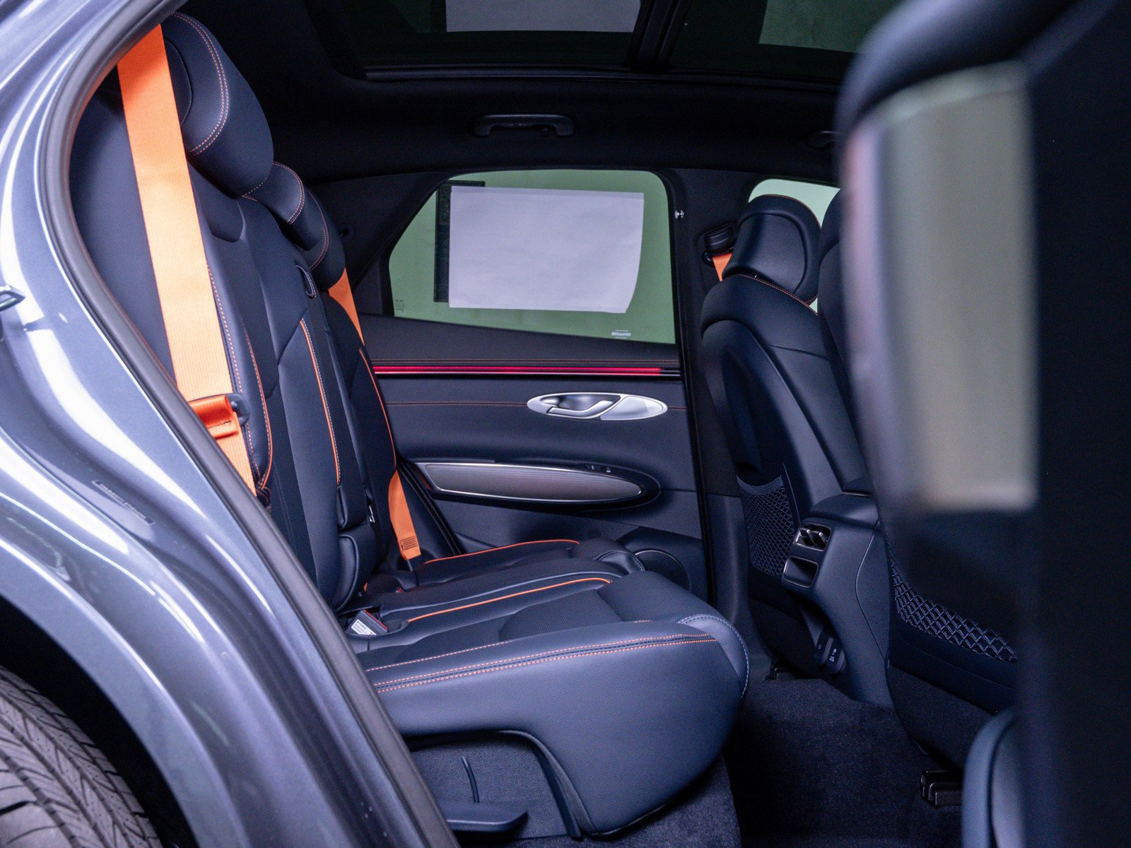 2026 GENESIS GV70 Sport Advanced - Photo 12