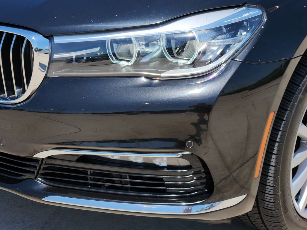Used 2018 Black BMW 740i xDrive image 10