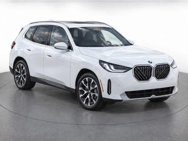 Used 2025 White BMW 30 xDrive image 2