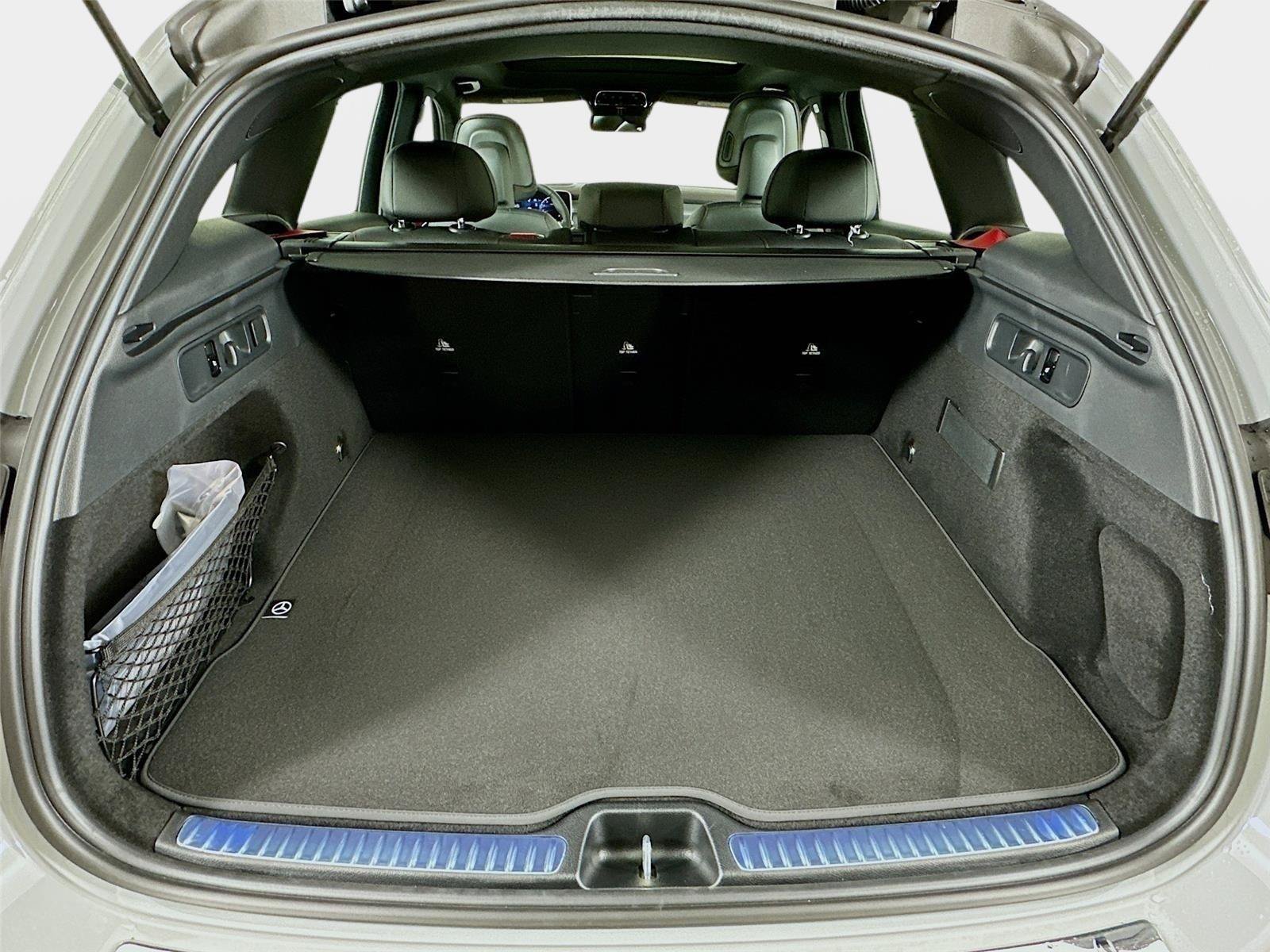 Used 2026 MANUFAKTUR Alpine Grey Mercedes-Benz GLC 43 AMG® image 33