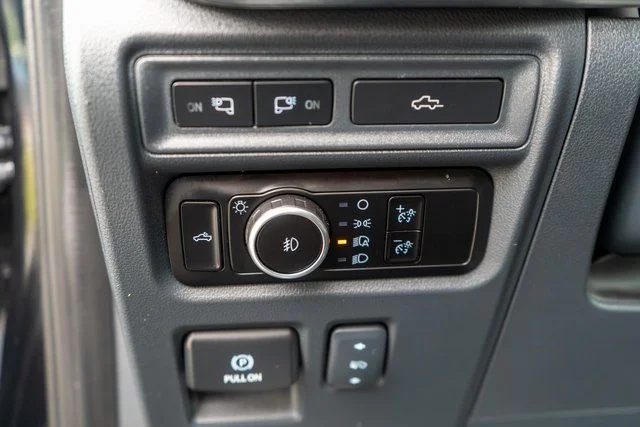 Used 2023 Black Ford Lariat image 24