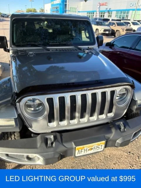 Used 2018 Silver Jeep Sahara 4x4 image 12